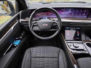 2026 Cadillac Escalade V Рестайлинг, чёрный, 21800000 рублей, вид 2