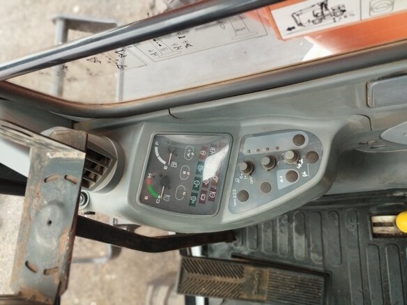 2010 Fiat-Hitachi Колёсные, оранжевый, 3999000 рублей - вид 7