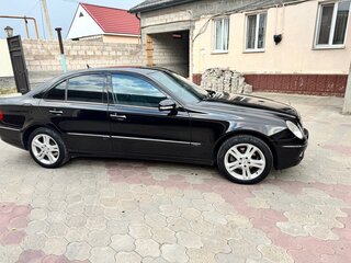 2007 Mercedes-Benz E-Класс 230 III (W211, S211) Рестайлинг, чёрный, 1000000 рублей, вид 5