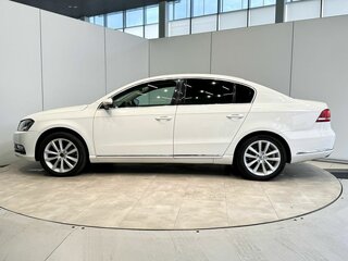 2012 Volkswagen Passat B7, белый, 1280000 рублей, вид 2