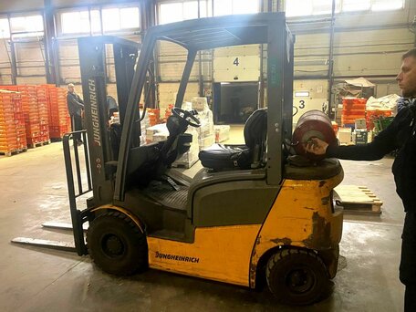 2020 Jungheinrich TFG, золотистый, 1100000 рублей, вид 4