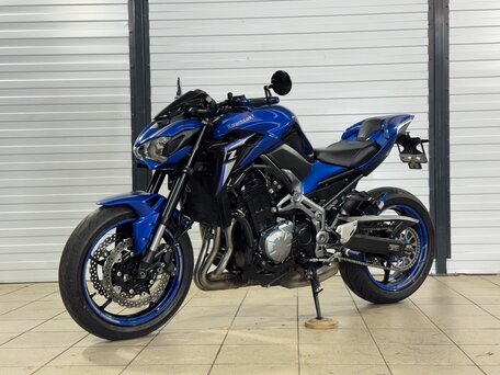 2018 Kawasaki Z 900, синий, 795000 рублей, вид 2