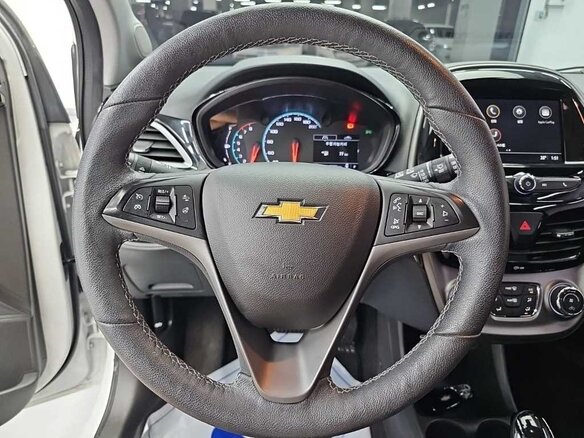2022 Chevrolet Spark IV Рестайлинг, белый, 950000 рублей - вид 15