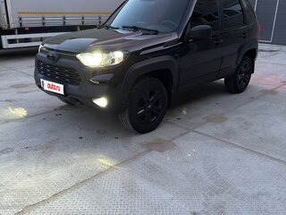 2023 Lada (ВАЗ) Niva Travel I, чёрный, 1535000 рублей, вид 4