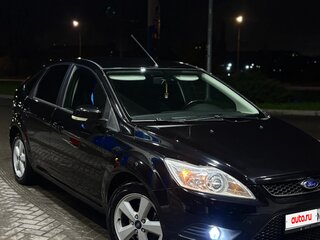2010 Ford Focus II Рестайлинг, чёрный, 649000 рублей, вид 2