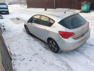 2013 Opel Astra J Рестайлинг, серебристый, 680000 рублей, вид 5