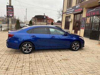 2018 Kia Forte II Рестайлинг, синий, 1350000 рублей, вид 4