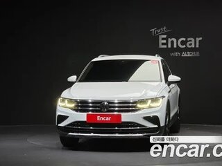 2022 Volkswagen Tiguan Allspace II Рестайлинг, белый, 3420000 рублей, вид 2