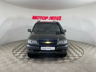 2018 Chevrolet Niva I Рестайлинг, чёрный, 763000 рублей, вид 2
