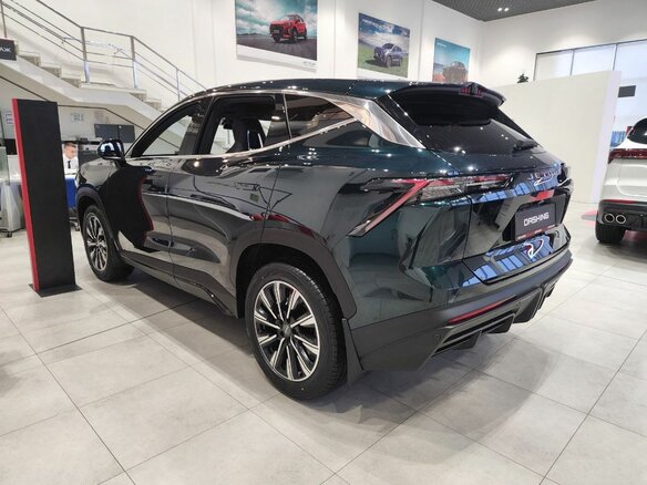 2026 Jetour Dashing I, зелёный, 2949900 рублей - вид 3