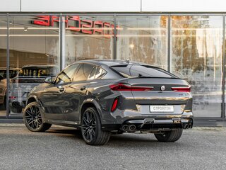 2022 BMW X6 M Competition III (F96), серый, 11025000 рублей, вид 3