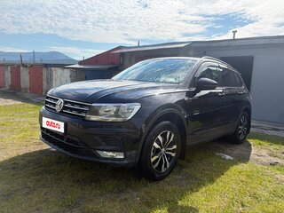 2017 Volkswagen Tiguan II, чёрный, 1999000 рублей, вид 1