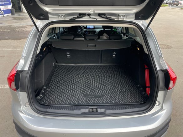 2020 Ford Focus Active IV, серебристый, 1390000 рублей - вид 34