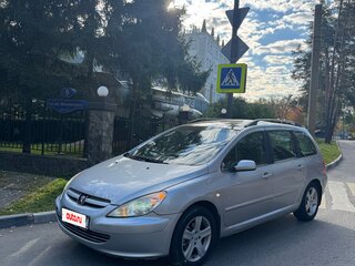 2004 Peugeot 307 5-speed I, серебристый, 300000 рублей, вид 1