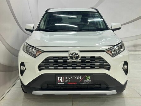 2019 Toyota RAV4 V (XA50), белый, 2329000 рублей, вид 2