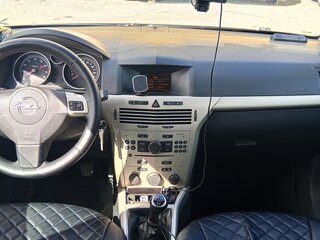 2008 Opel Astra H Рестайлинг, чёрный, 350000 рублей, вид 5