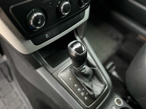 2014 Skoda Yeti I Рестайлинг, серебристый - вид 12