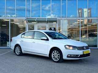 2011 Volkswagen Passat B7, белый, 775000 рублей, вид 2