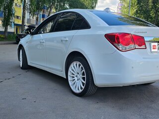 2012 Chevrolet Cruze I, белый, 650000 рублей, вид 4