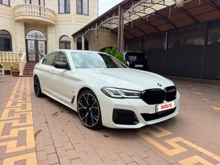 2021 BMW 5 серии 520i VII (G30/G31/G38) Рестайлинг, белый, 5200000 рублей, вид 2