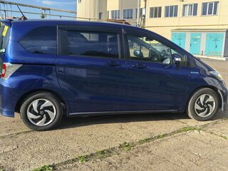 2015 Honda Freed I Рестайлинг 2, синий, 950000 рублей, вид 3
