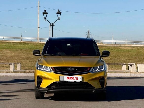 2022 Geely Coolray I, золотистый, 1380000 рублей - вид 3