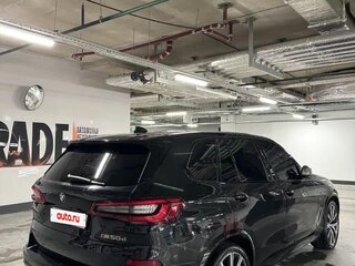 2019 BMW X5 M50d IV (G05/G18), чёрный, 6900000 рублей, вид 5