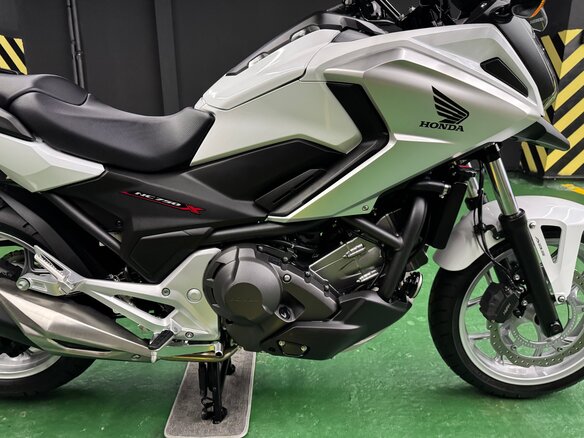 2017 Honda NC 750X, белый, 875000 рублей - вид 9