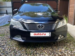 2013 Toyota Camry VII (XV50), чёрный, 1690000 рублей, вид 2