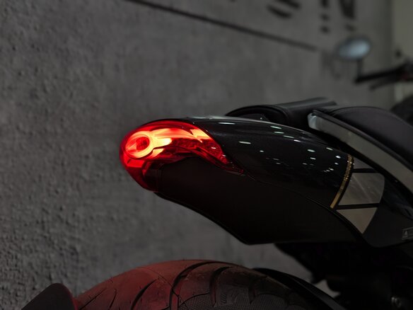 2020 Triumph Rocket III, чёрный, 3900000 рублей - вид 18