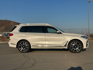 2021 BMW X7 40d I (G07), белый, 10000000 рублей, вид 5
