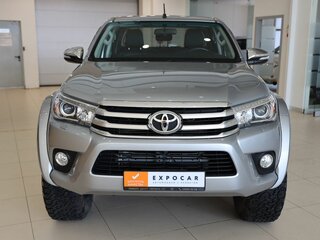 Toyota Hilux VIII