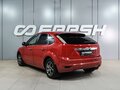 2010 Ford Focus II Рестайлинг, красный - вид 1