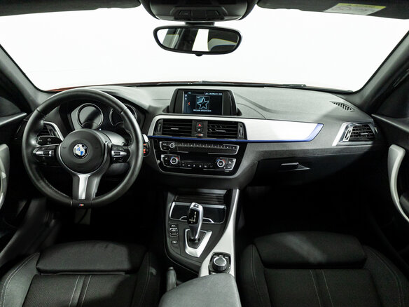 2019 BMW 1 серии 118i II (F20/F21) Рестайлинг 2, оранжевый, 1679700 рублей - вид 11