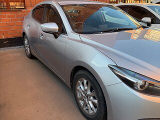 2018 Mazda Axela III Рестайлинг, серый, 1300000 рублей, вид 4
