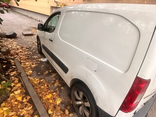 2012 Peugeot Partner II Рестайлинг, белый, 399999 рублей, вид 4