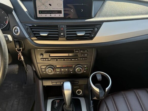 2013 BMW X1 18i I (E84) Рестайлинг, коричневый, 1350000 рублей - вид 13