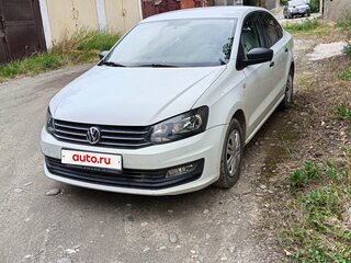 2018 Volkswagen Polo V Рестайлинг, белый, 1050000 рублей, вид 1
