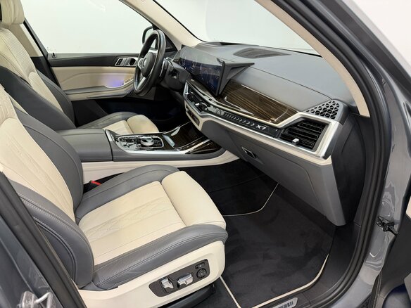 2022 BMW X7 40d I (G07) Рестайлинг, серый, 11900000 рублей - вид 11