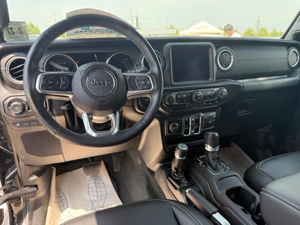 2022 Jeep Wrangler IV (JL), чёрный, 5500000 рублей - вид 8