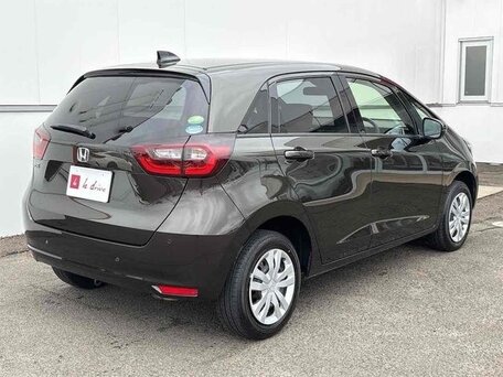 2022 Honda Fit IV Рестайлинг, чёрный, 1100000 рублей, вид 5