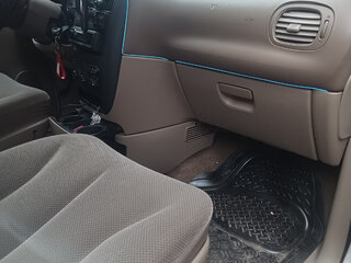 2003 Dodge Caravan 4-speed IV, белый, 620000 рублей, вид 2