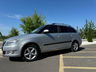 2014 Skoda Fabia II Рестайлинг, серый, 749000 рублей, вид 3