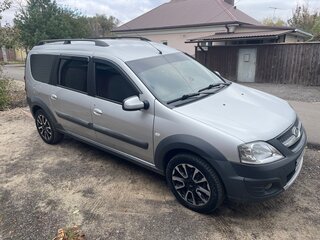 2018 Lada (ВАЗ) Largus Cross I, серебристый, 600000 рублей, вид 2