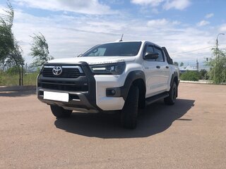 2020 Toyota Hilux VIII Рестайлинг 2, белый, 4985000 рублей, вид 1