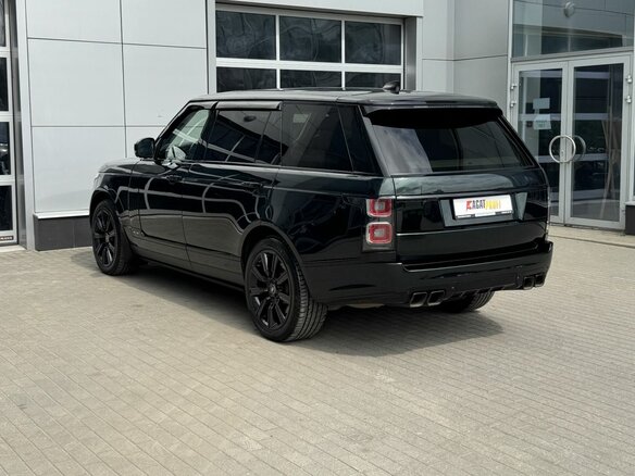 2017 Land Rover Range Rover IV Рестайлинг, зелёный - вид 4