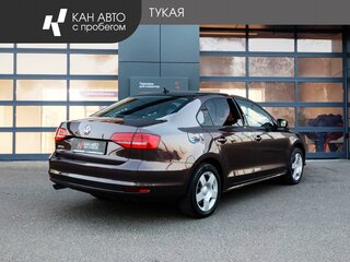 2015 Volkswagen Jetta VI Рестайлинг, коричневый, 958393 рублей, вид 3