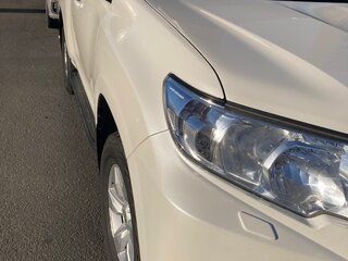 2020 Toyota Land Cruiser Prado 150 Series Рестайлинг 3, белый, 4640000 рублей, вид 1
