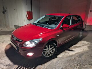 2009 Hyundai i30 I, красный, 750000 рублей, вид 2