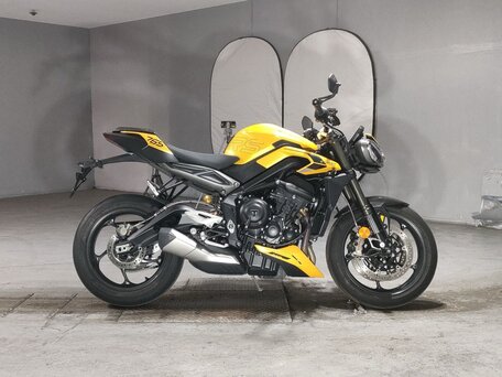 2023 Triumph Street Triple, жёлтый, 1028000 рублей, вид 1